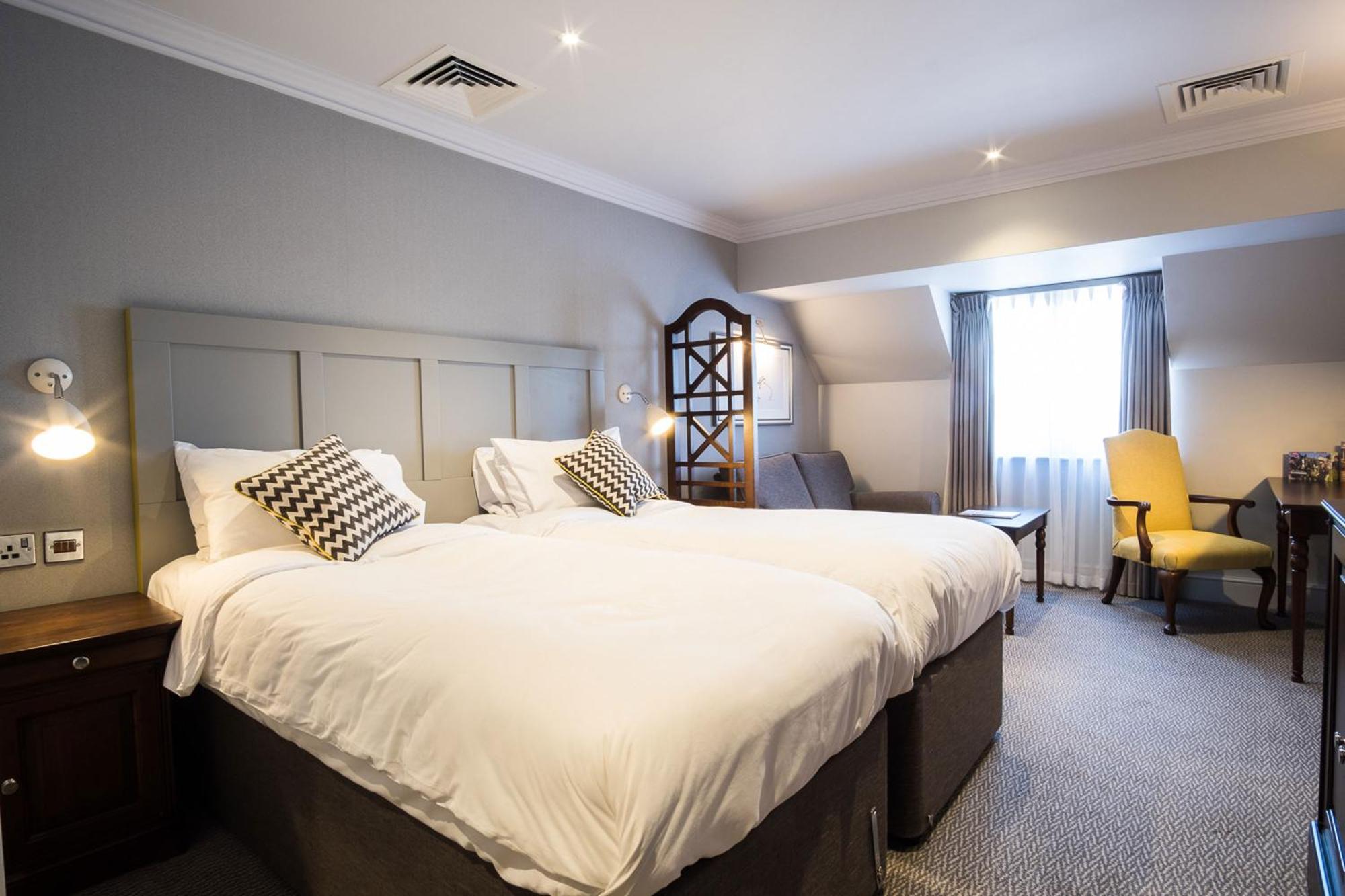 Twin Room,1070533123:JPEG